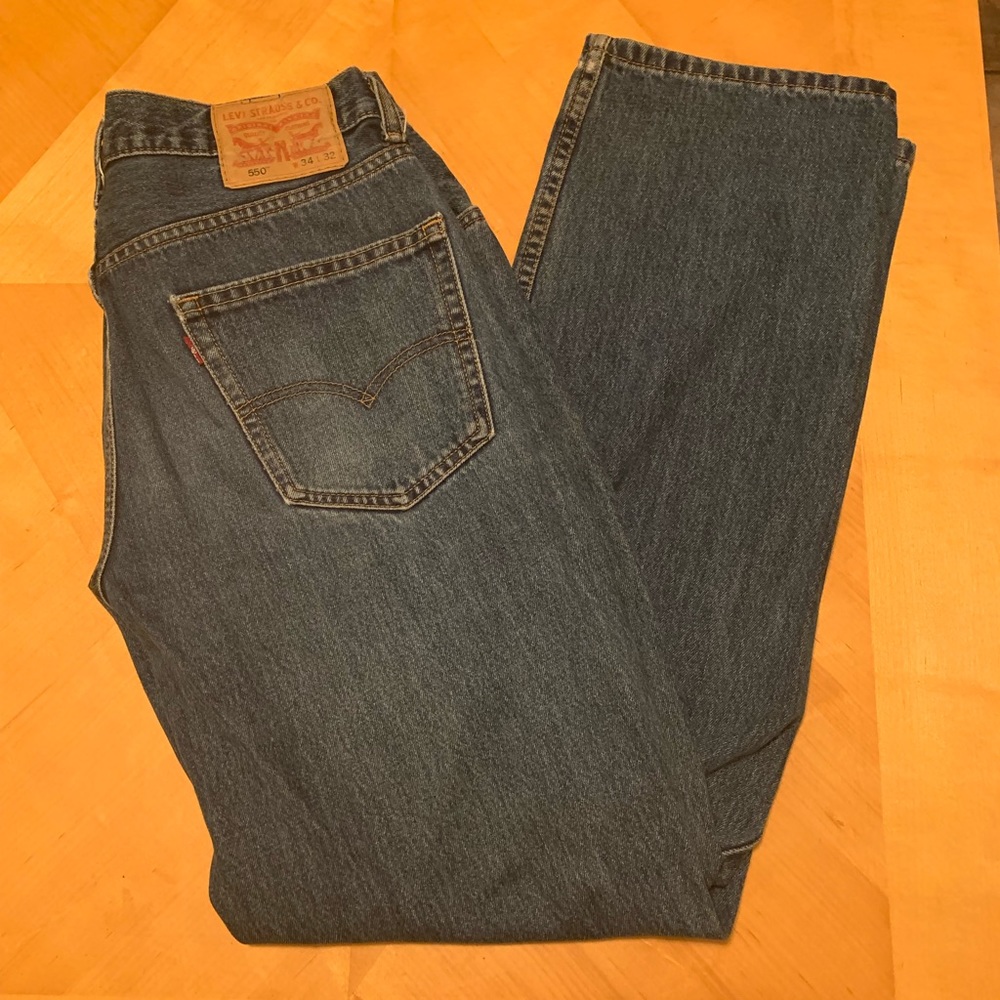 Levi Strauss & Co 550 Relaxed Fit Jeans